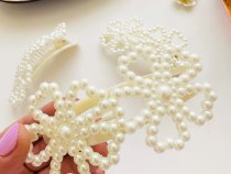 Plastic flower pearl pliers clip